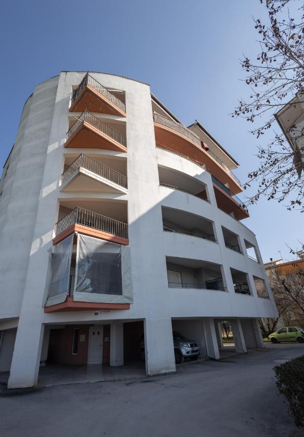 Elia Mini Suites 7 Лариса Экстерьер фото